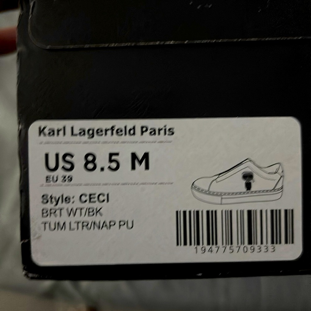 Karl Lagerfeld Paris Slip On Sneakers 8.5 
(Original)